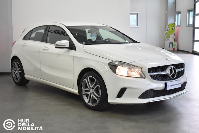 MERCEDES-BENZ A 180 d Sport